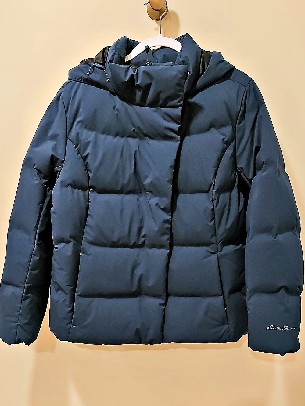 Eddie Bauer Hooded Puffer Jacket in Blue Size XL Like New